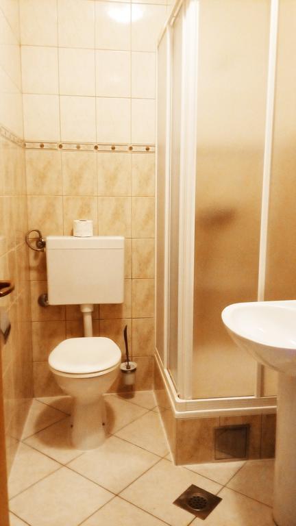 Guest House Karevic Hvar Town Esterno foto