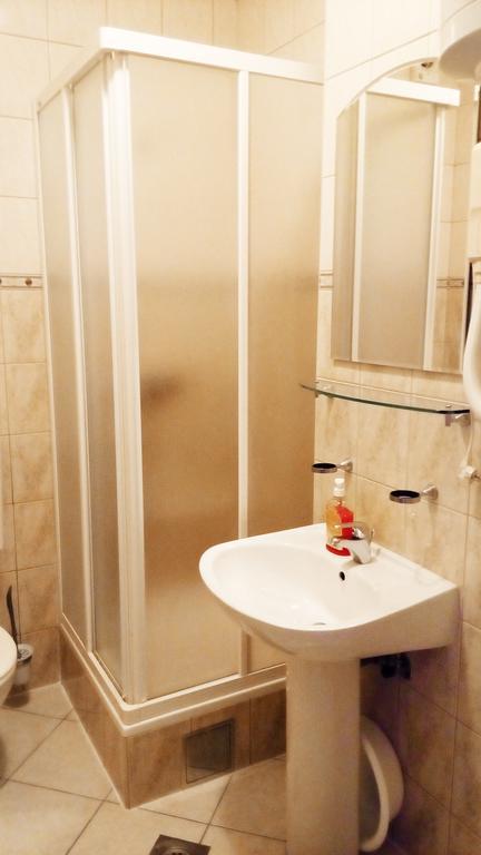 Guest House Karevic Hvar Town Esterno foto